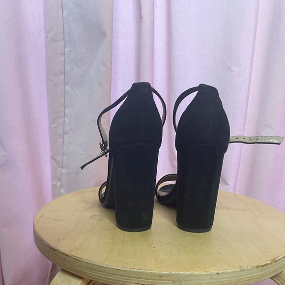 Steve Madden Black Suede 4” Chunky Heels - Picture 3 of 4